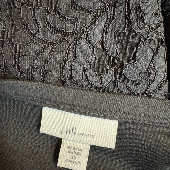 NWT  J. Jill Black Ponte Knit Top w/ Lace Accents  PLUS SIZE: 3X       #6 - Picture 10 of 12